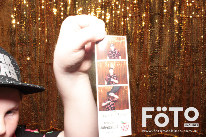 H & S Xmas in JulAugust | View more photos from the event at gallery.fotomachines.com.au/u/FOTOMachines/H-S-Xmas-in-JulAugust